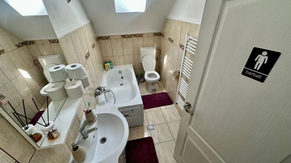 Pensiune de vânzare în Bobu, Scoarța - sau schimb cu apartament Timisoara  - Poză 22