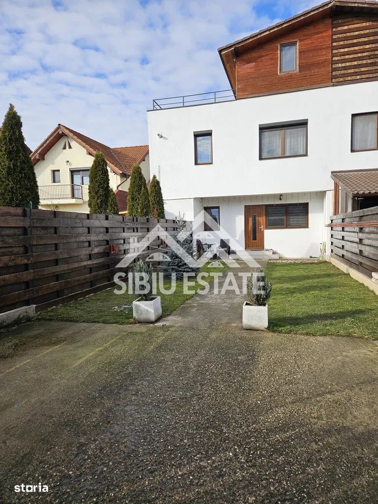 Apartament la Vila cu  3 camere cu grădină 147 mp. si 2 locuri parcare - Poză 2