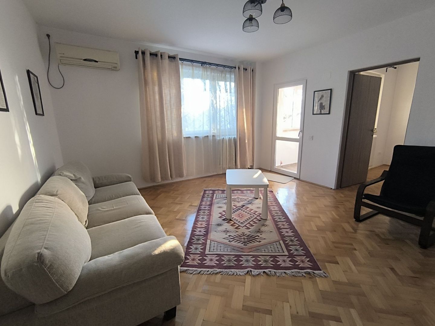 Apartament 2 camere, etaj 1, liber și spațios, vedere parc Titanii - Poză 2