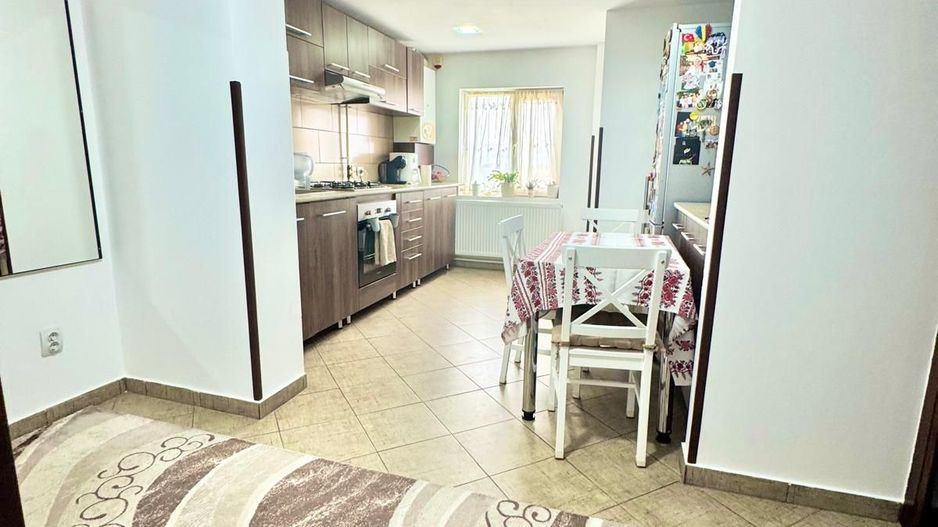 Apartament 3 camere, 72 mp utili, etaj 4/4 – Str. Negru Vodă, cu garaj - Poză 6