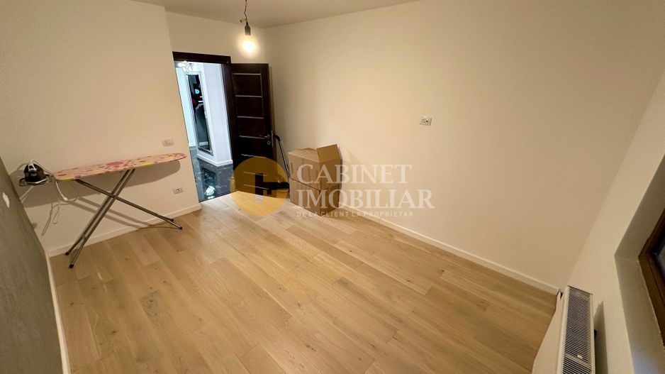 Nicolina - Apartament 3 Camere Decomandat -Etaj3  + Loc De Parcare ,Bloc - 1992 - Poză 10