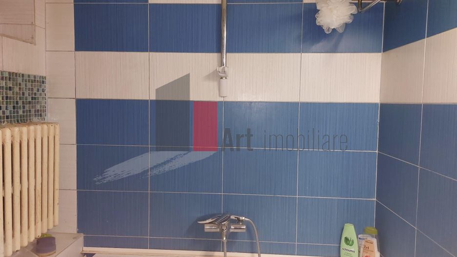 Apartamentul "SUPERMETO", pozitie foarte buna, amenajat - Poză 12