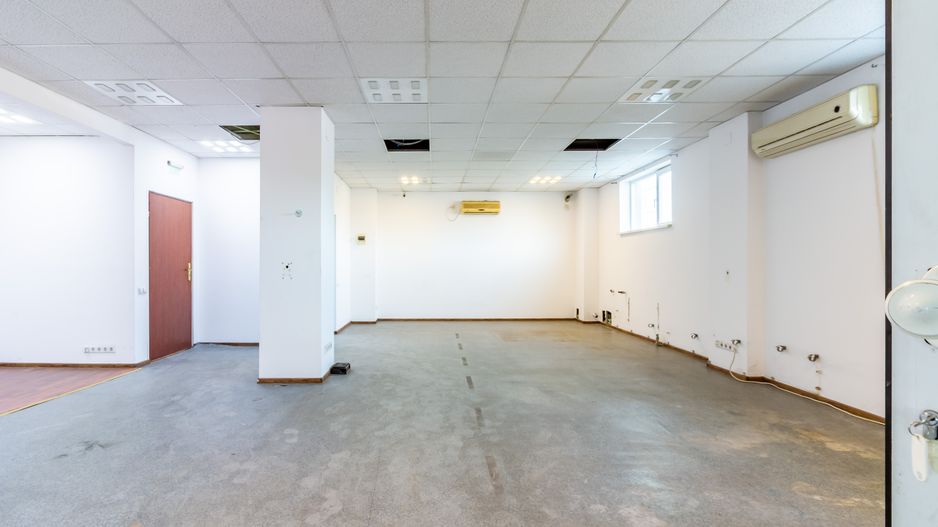 Vanzare Spațiu industrial-logistic 1550mp Centura B. Renovat 2024 ISU - Poză 8