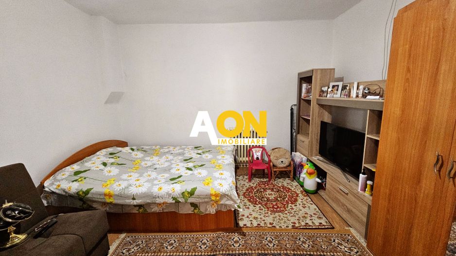 Casa 4 camere + anexe, 2084 mp teren, Totoi, la 10 km de Alba Iulia - Poză 9