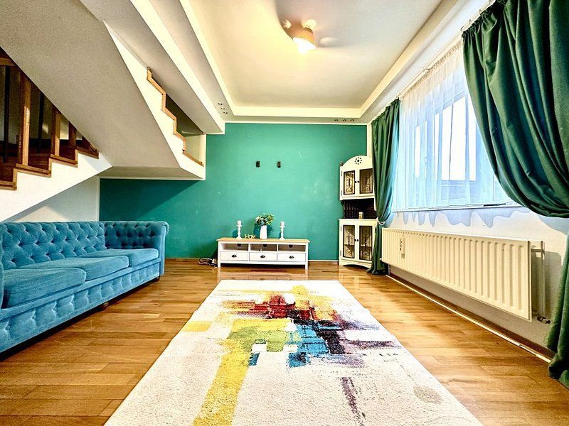 Casa la intrare în Ghiroda - Poză 5