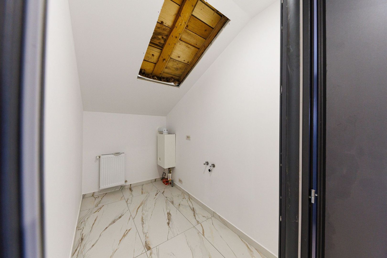 Prima inchiriere - Spatiu birouri 100 mp | Grup sanitar&Zona Chicineta - Poză 13