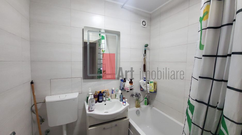 Apartament 3 camere decomandat Trapezului - Poză 17