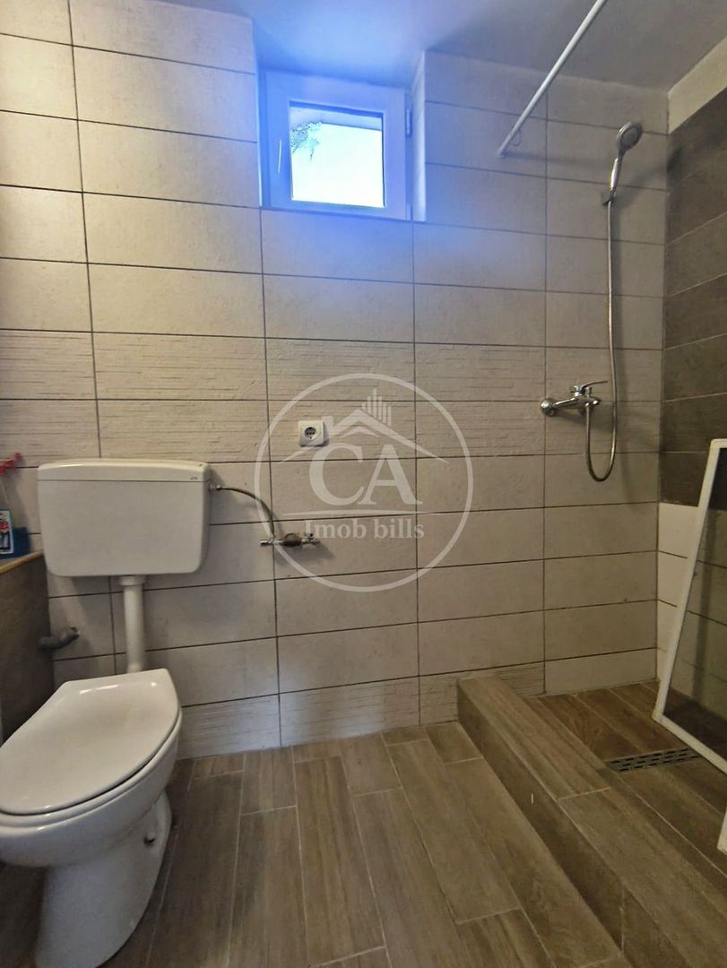 Apartament de vanzare cu 2 camere si curte in zona Centrala, Otadeaa - Poză 9