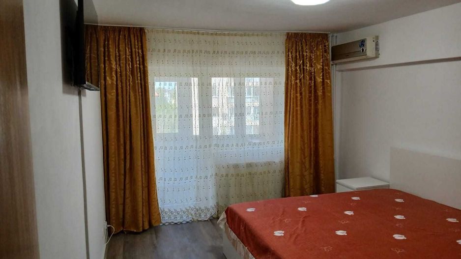 Închiriez apartament 3 camere modern, Unirii, luminos - Poză 1