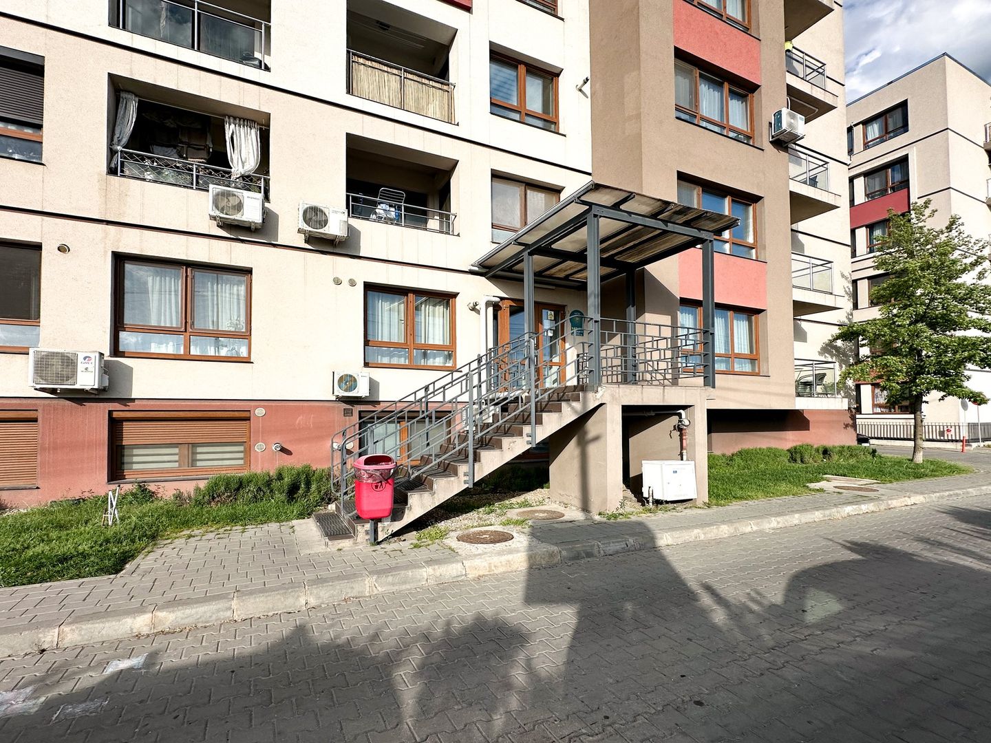 2 camere, mobilat si utilat, posibilitate parcare - Poză 15