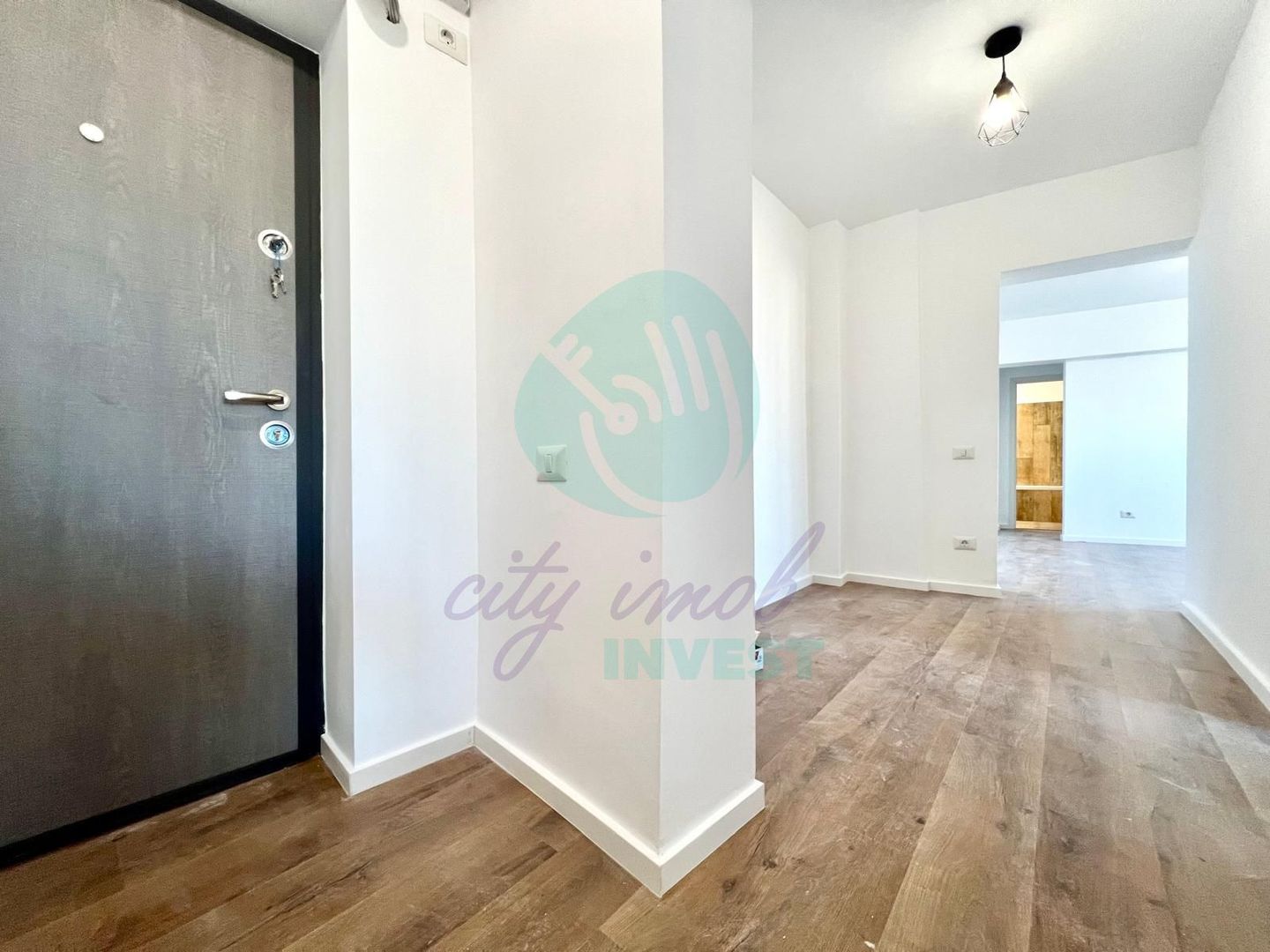 3 camere RENOVATE  la doar 5 minute de Metrou Muncii - Poză 3