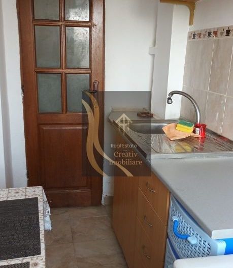 Apartament 2 camere , decomandat în Titan, sec.3 - Poză 4