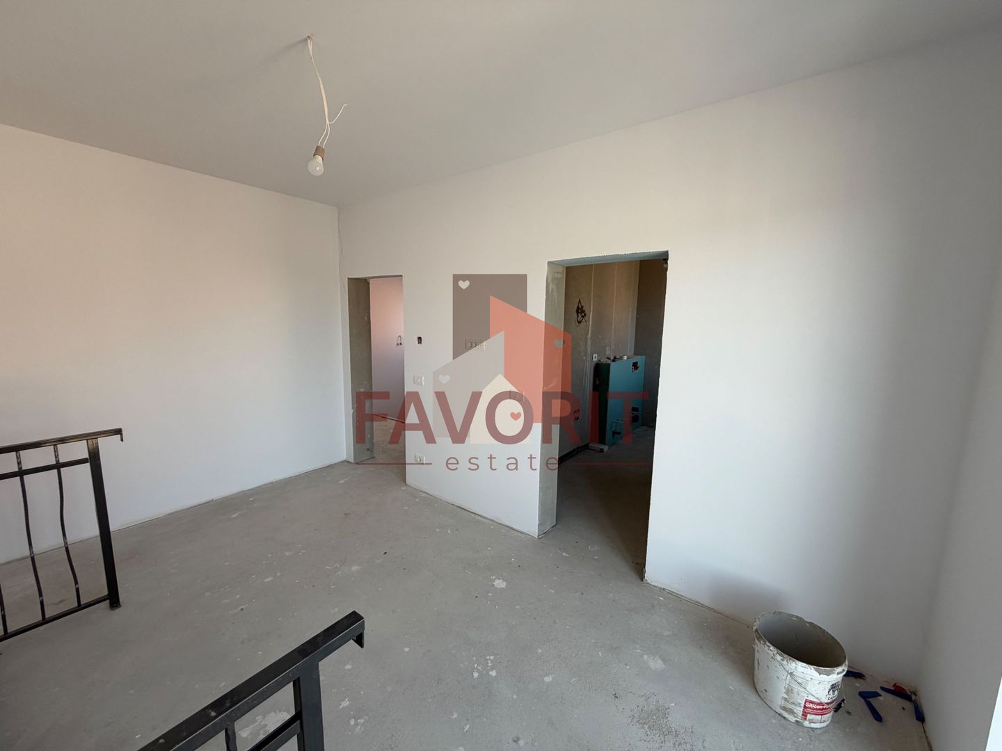 COMISION 0%. Duplex despartit prin garaj finisat la cheie in Dumbravita - Poză 15