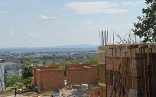Casă nouă cu priveliște - cartier Săsar (deal) - Poză 4