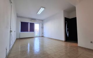 Spațiu comercial, 40mp, parcare, baie, balcon, strada Eroilor - Poză 5