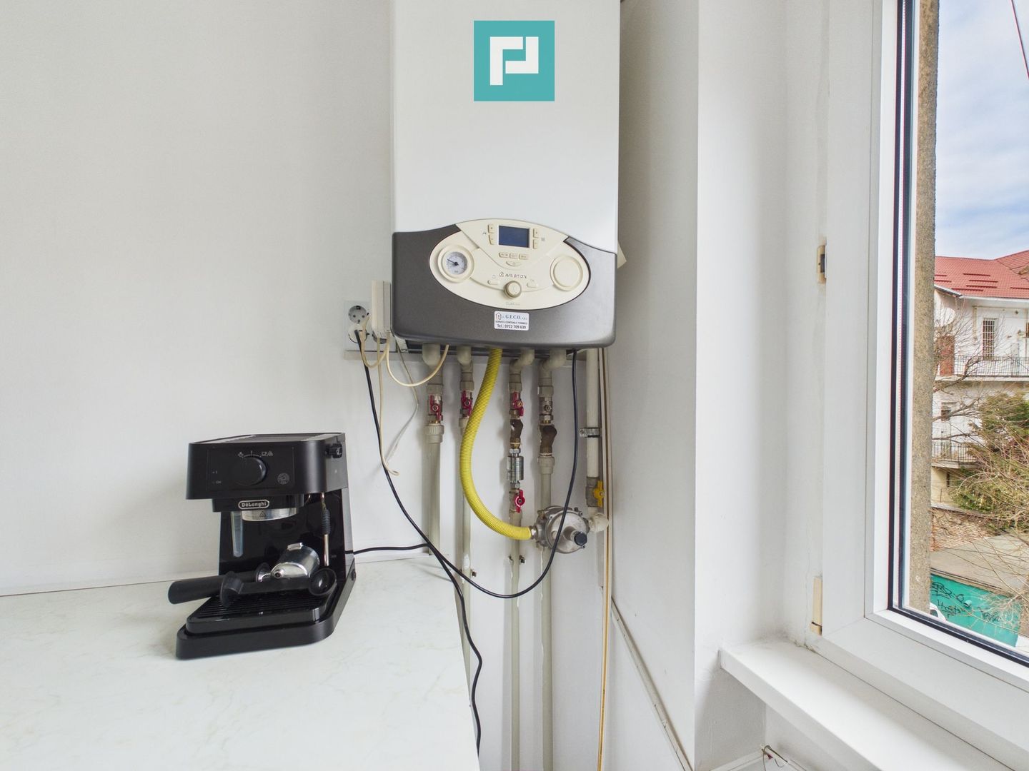 Apartament cu 2 camere de închiriat zona Central - Poză 16