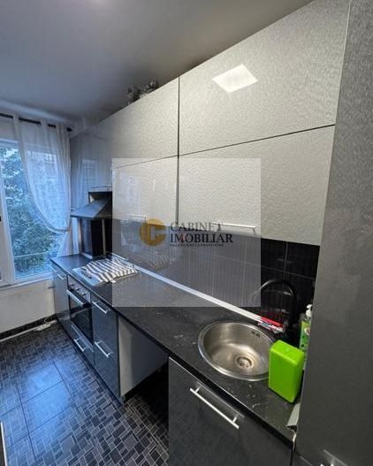 2 camere I Etaj 3 I Bd General Gh Magheru I Balcon deschis - Poză 5