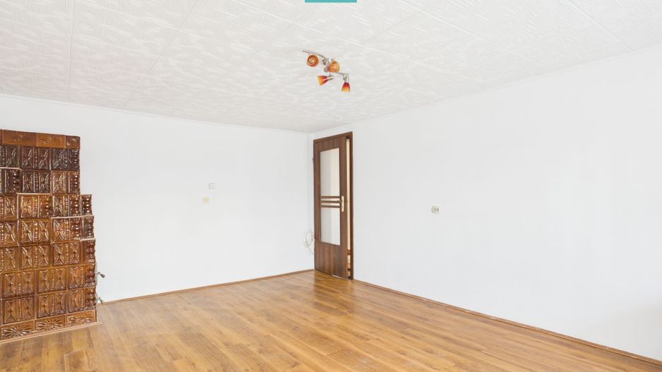 Casă cu teren 930 mp în Becicherecu Mic - Poză 7