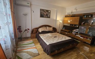 DE VANZARE STUDIO 52 MP | DECOMANDATA | PARCARE - Poză 4