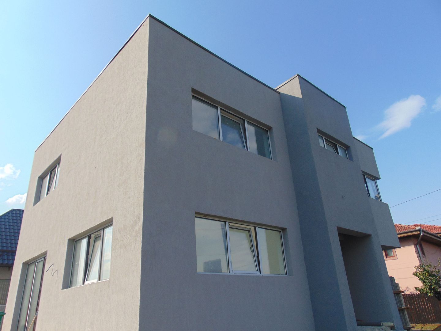 Vila individuala 4 camere! Stefanestii de jos I str Bisericii - Poză 1