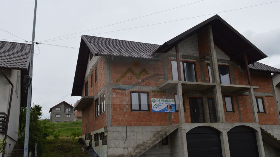 Casă tip duplex, Suceava/Cartier Europa - Poză 2