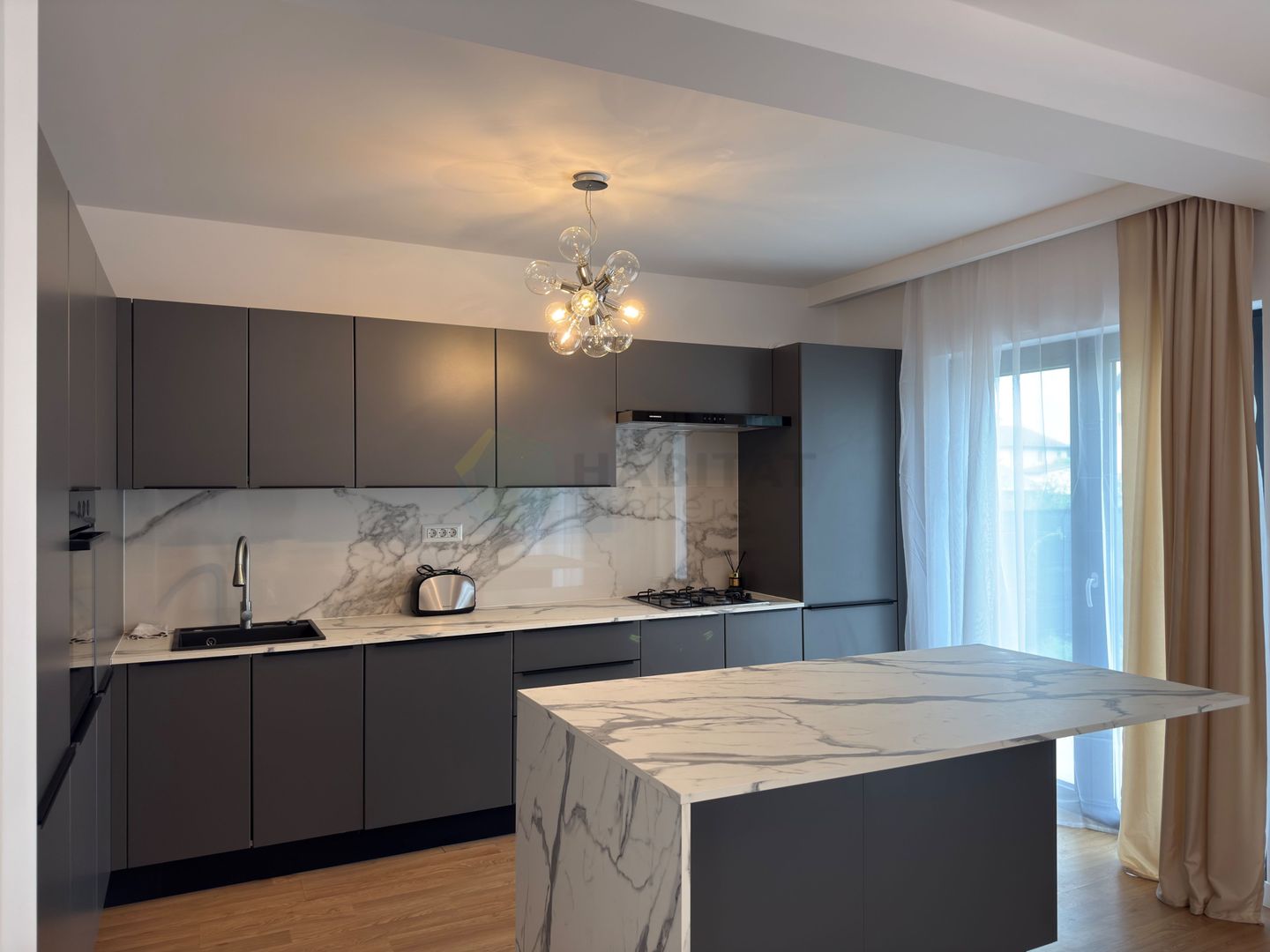 Vilă modernă cu 5 camere de închiriat în Corbeanca - Poză 2