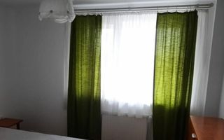 INCHIRIEZ APARTAMENT CU 2 CAMERE - Poză 3
