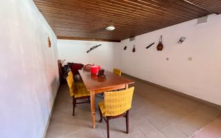 Casa de vanzare pretabila 2 familii, garaj, livada, comuna Pianu - Poză 22