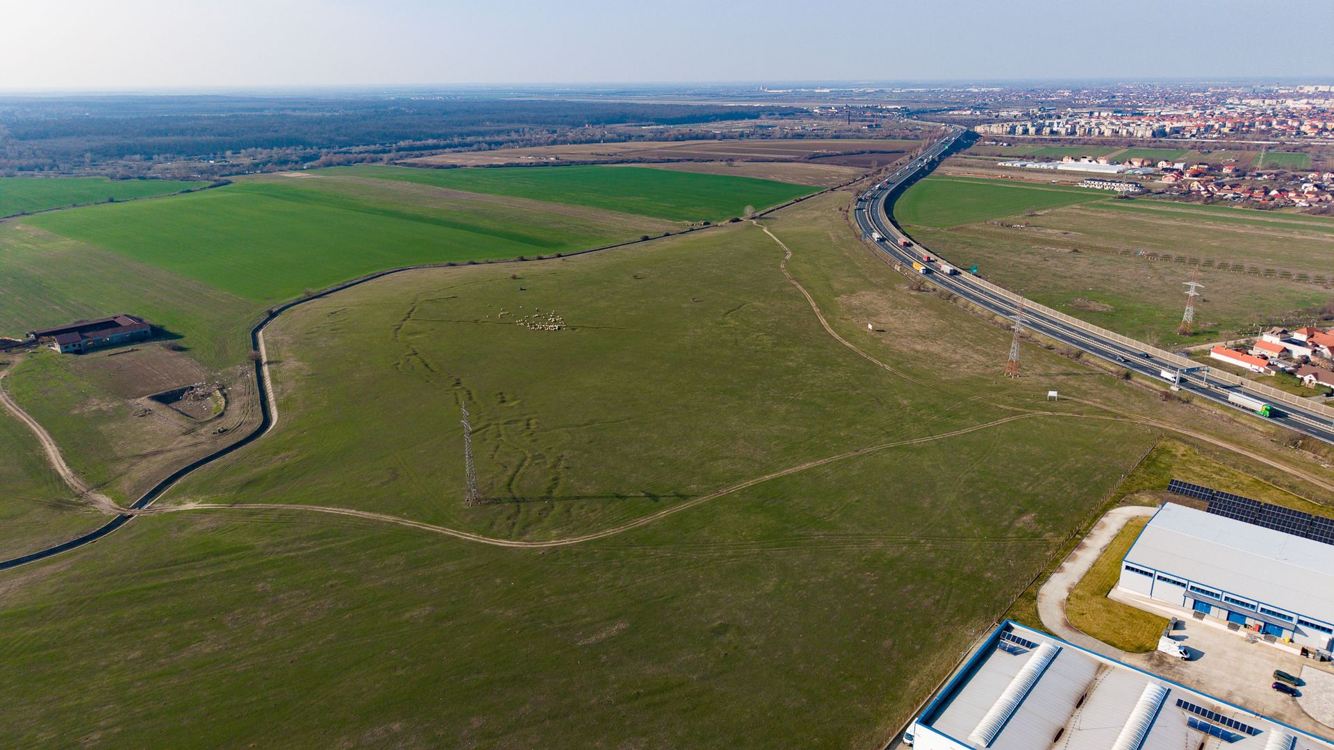 Teren de 107,000mp în zona industrială Zădareni - Poză 6