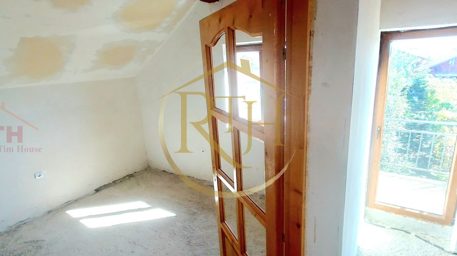 Casa de vânzare la gri plus teren in Chisoda. - Poză 22