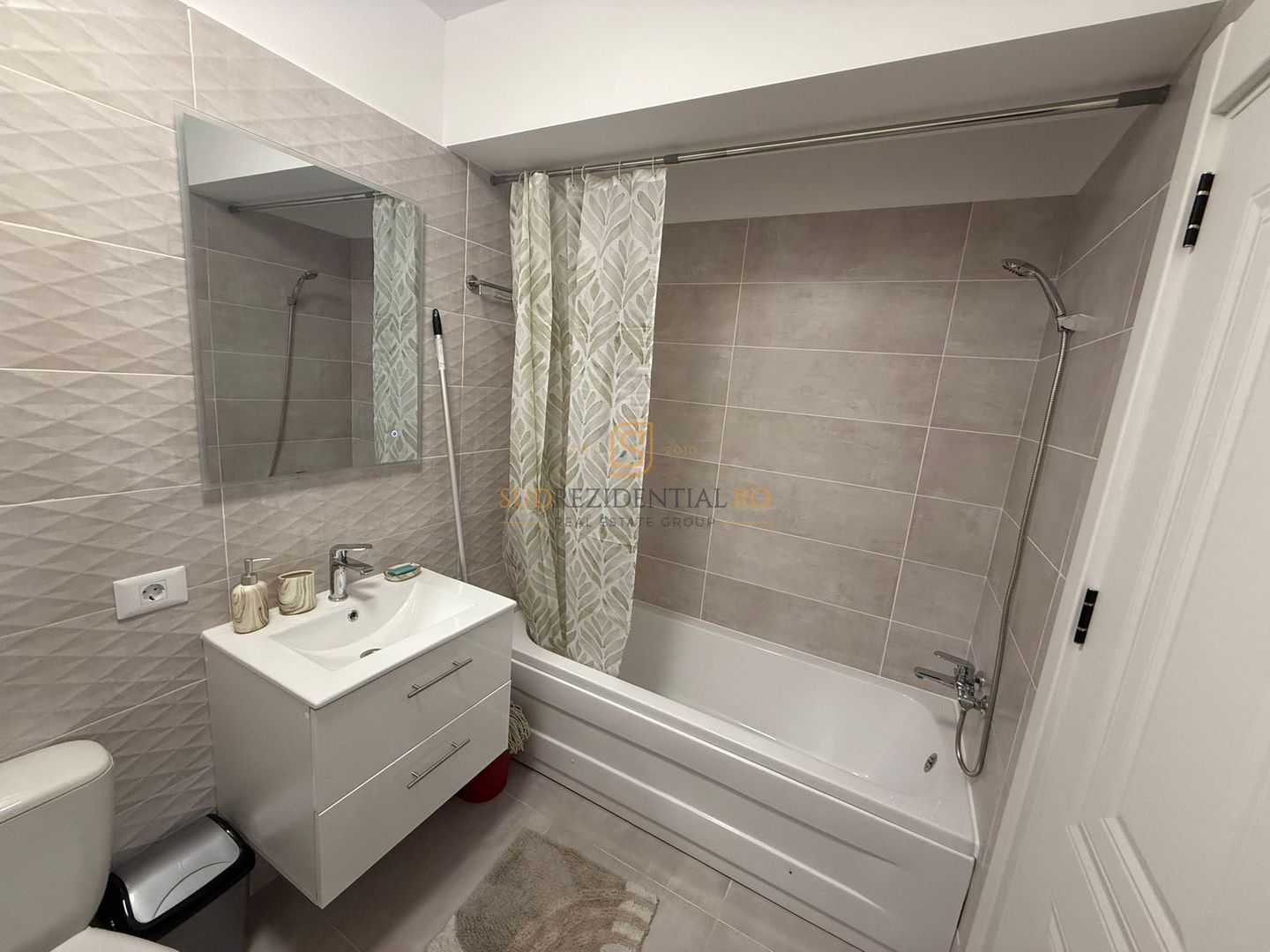 Apartament 2 camere, mobilat complet, parcare inclusa, Bd. Metalurgiei - Poză 5