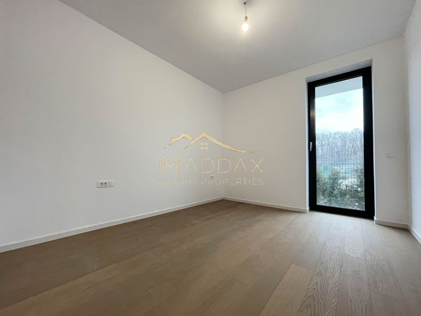 4 rooms apartment***181sqm***// 84sqm garden // Baneasa - Poză 17