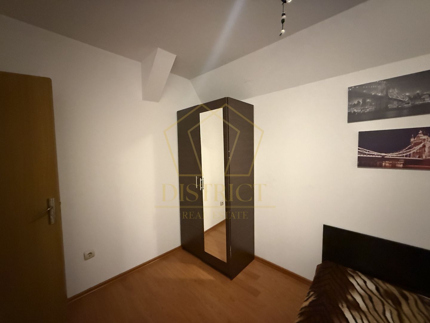 Apartament la mansarda cu 2 camere  | Calea Aradului - Poză 10
