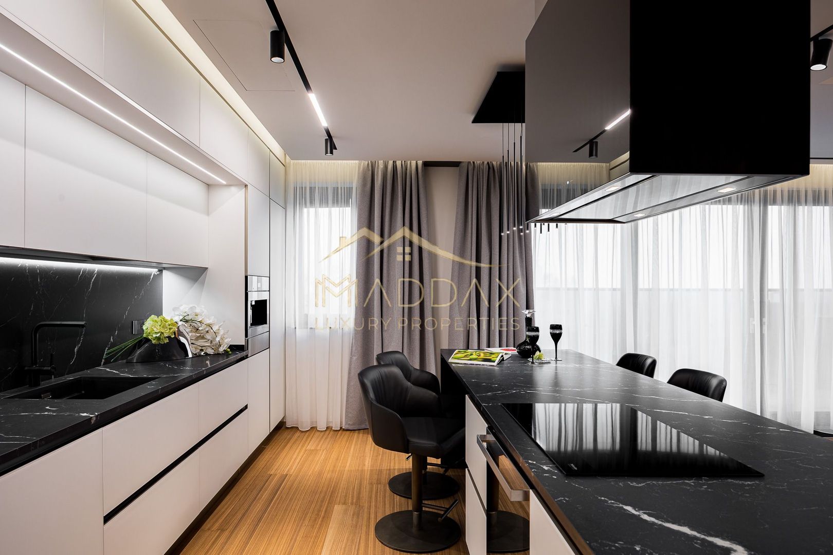 Extraordinary Penthouse *380 SQM useful* 3 parking // Primaverii - Poză 16