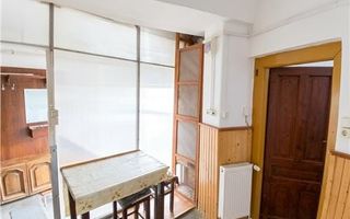 Casa 2 camere | Renovata Recent | Oradea | - Poză 4