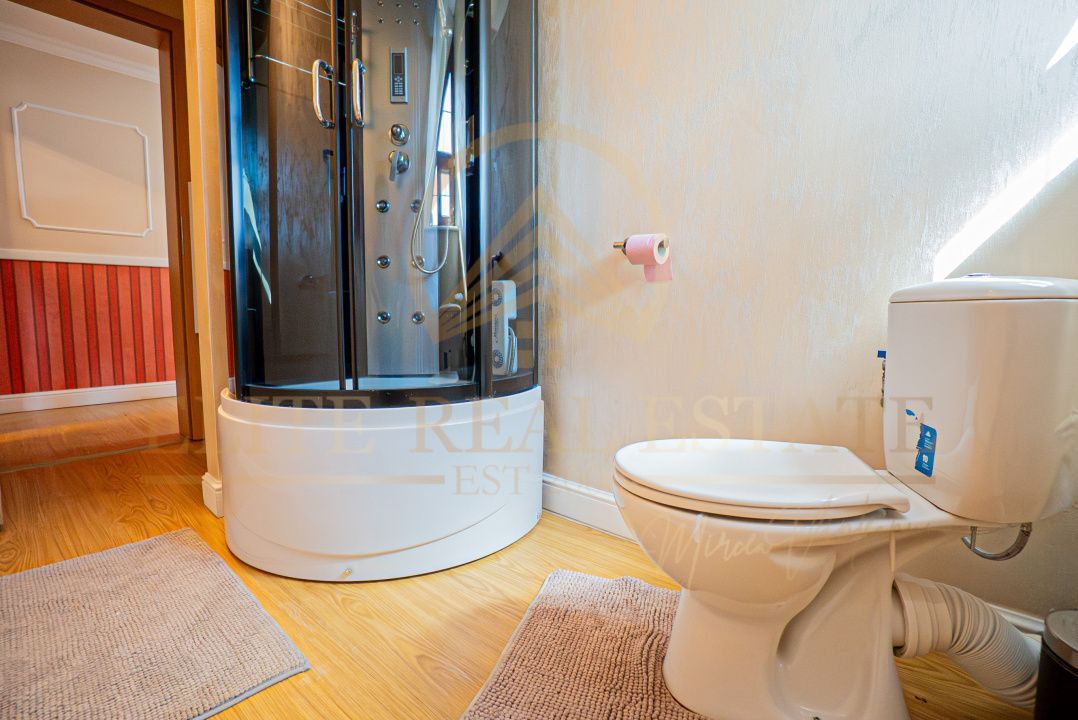 Ovidiu Sud - Zona premium - Vila impozanta, curte mare, garaj, terasa! - Poză 43