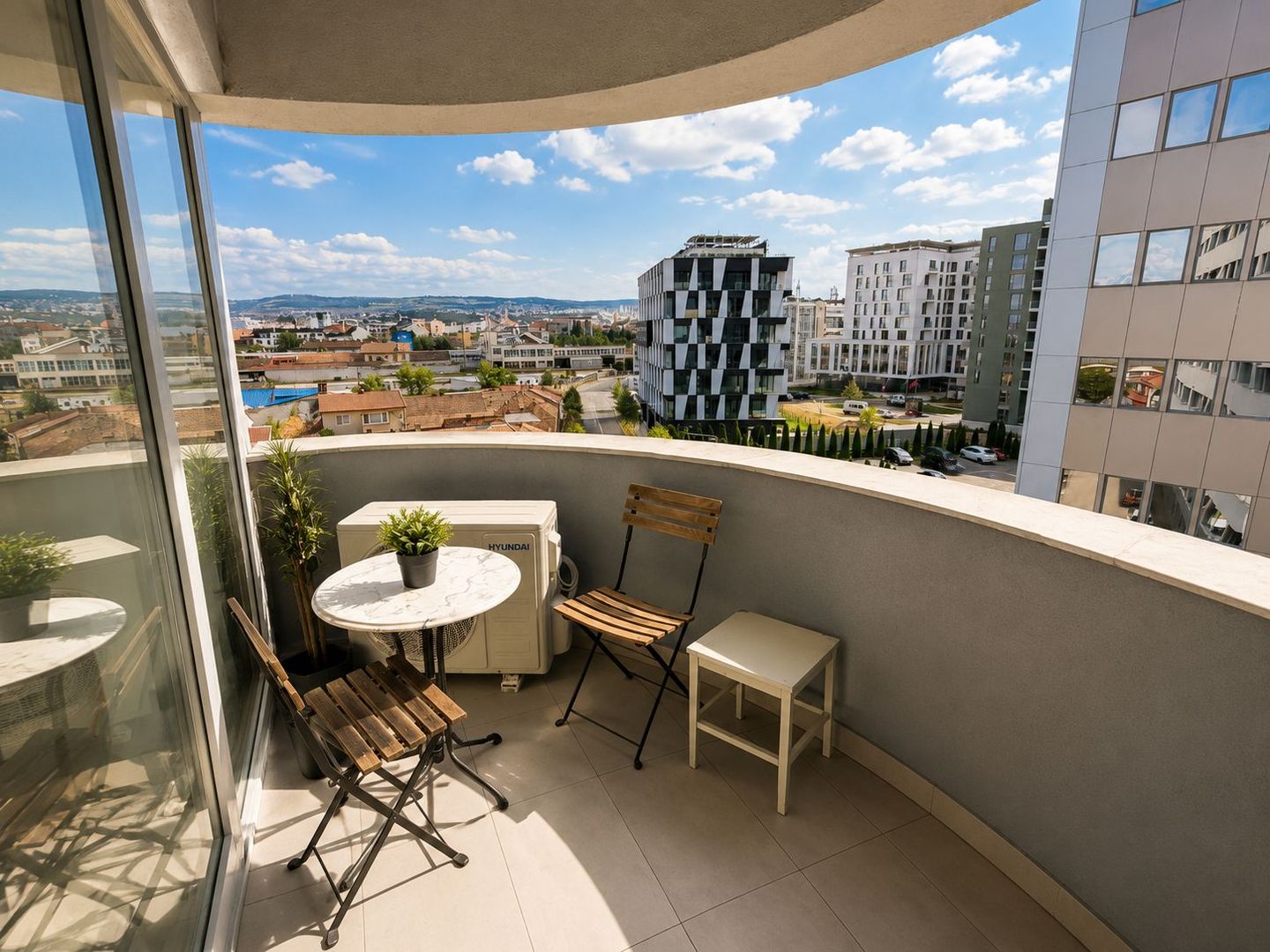 Apartament premium cu 3 camere | 75 mp + terasă | Complet mobilat și utilat - Poză 9