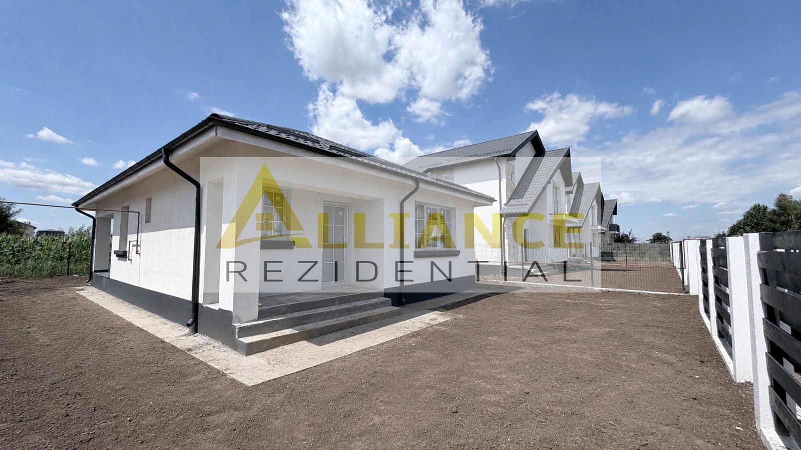 Casa Individuala - 3 camere - 1 baie - 350mp teren - Poză 1