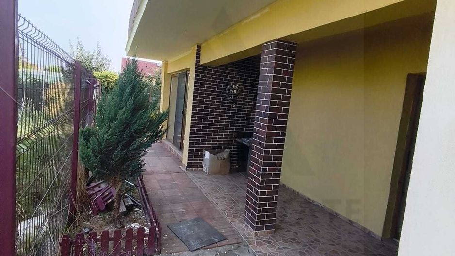 Apartament spatios la casa 77 mp utili curte libera 33 mp Turnisor - Poză 1