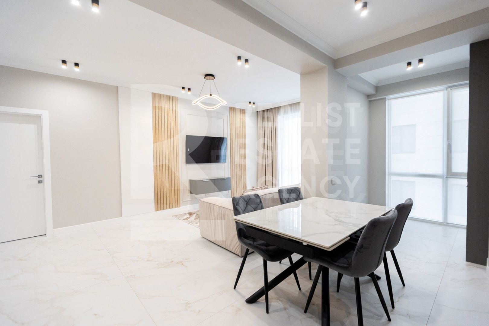 Chirie, apartament, 2 camere, strada Tricolorului, Centru - Poză 4