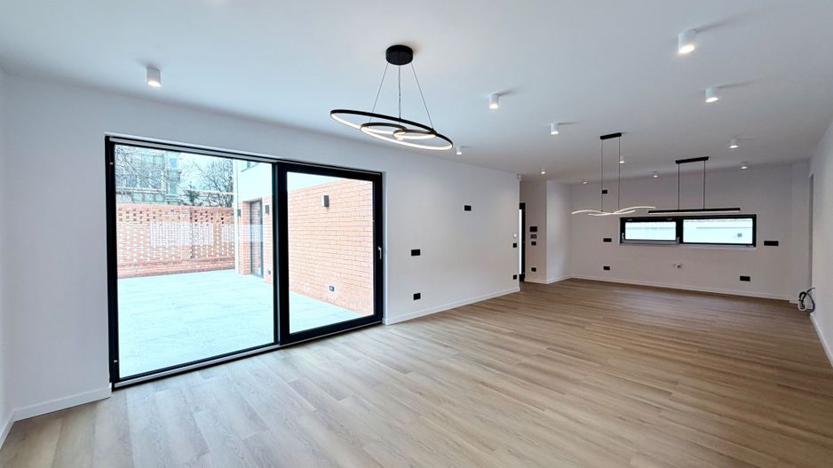 PROIECT DEOSEBIT ZONA LIPOVEI - Poză 1