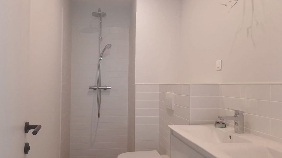 APARTAMENT PREMIUM CU 5 CAMERE ȘI GRĂDINĂ PRIVATĂ DE 160 MP - Poză 13