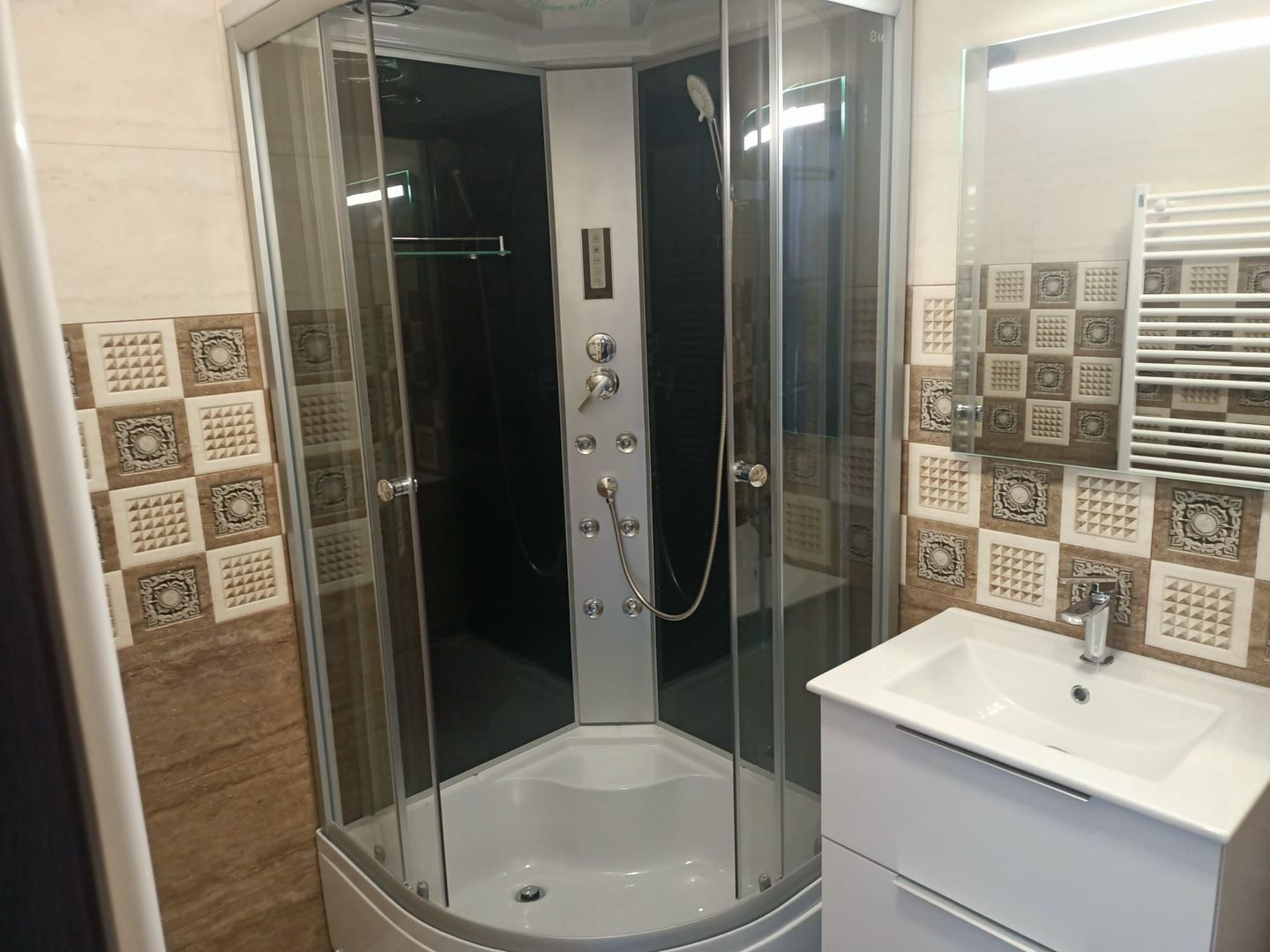 Vila dupex complex privat Otopeni | 23 August - Poză 25