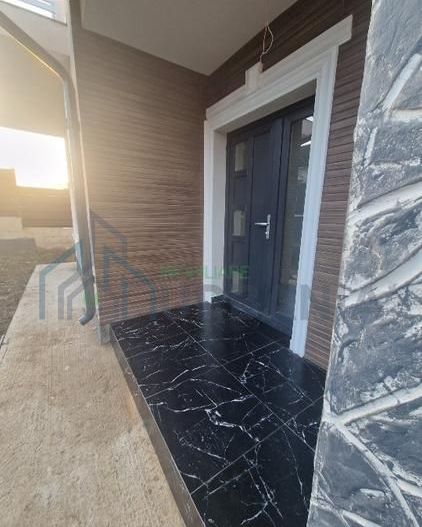 Casă P+1, 118 mp utili, teren 440 mp, Miroslava – zona TransAnapet, la 3 minute de Mall Moldova - Poză 6
