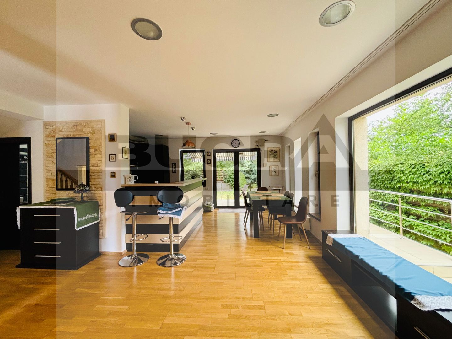 Casa moderna, 155 mp utili, ideala pentru o familie - Poză 1