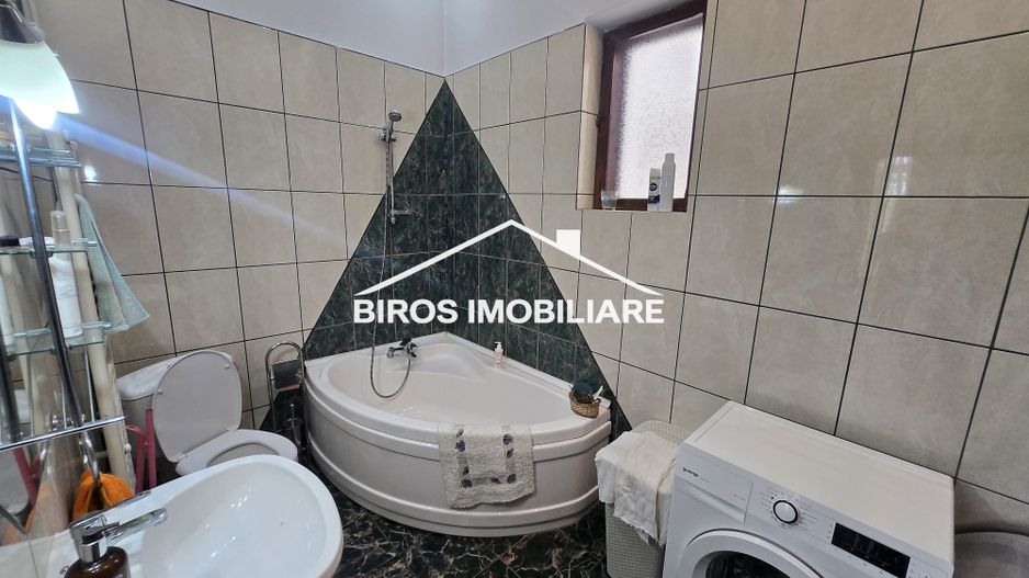 Casa Sfintii Apostoli - Poză 8