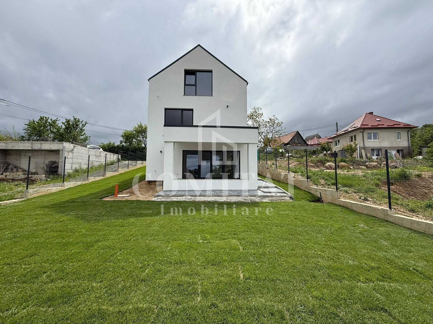 Casa individuala 4 camere | 873 teren | Feleacu - Poză 1