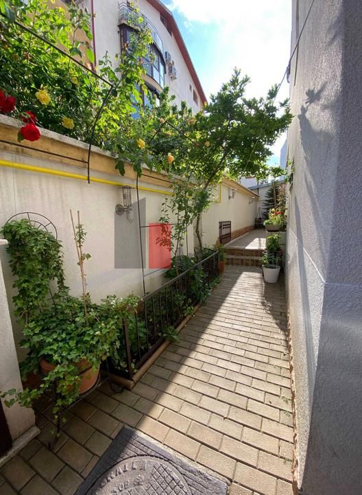 VILA IN ZONA FLOREASCA- DOROBANTI - Poză 7