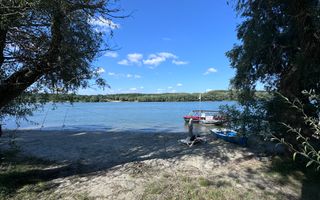 Hotel 20 camere Delta Dunarii 50 m deschidere teren 6000 mp acces auto - Poză 32