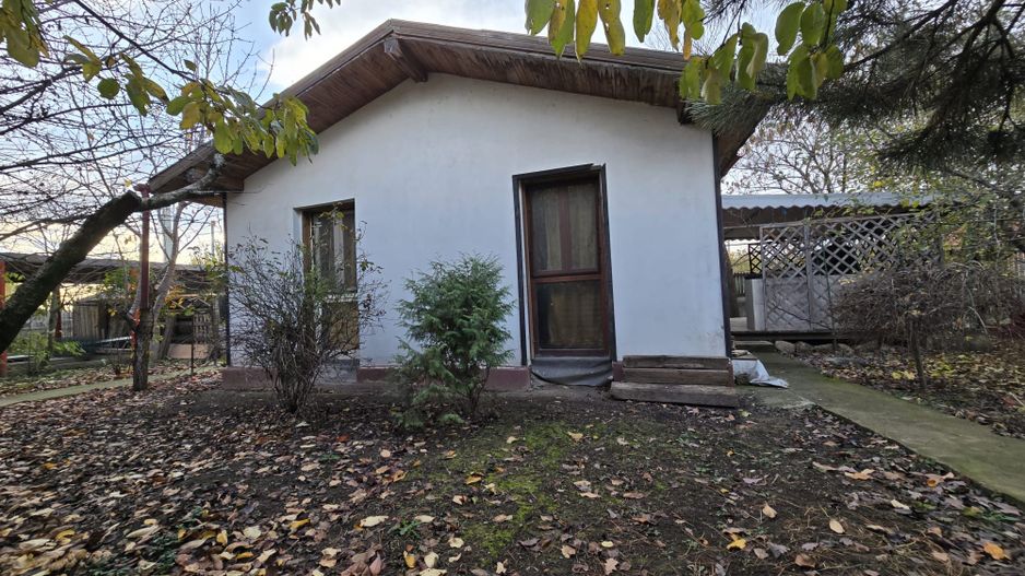 Exclusivitate! Proprietate Sendreni, zona linistita, 69.000 EUR - Poză 4